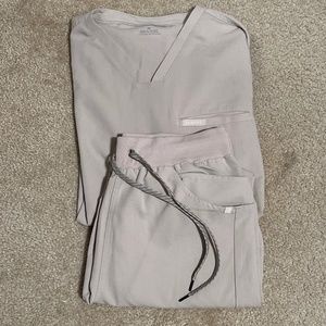 Jaanu  Men's Scrubs (Matching Shirt and Pant), Medium, Tan